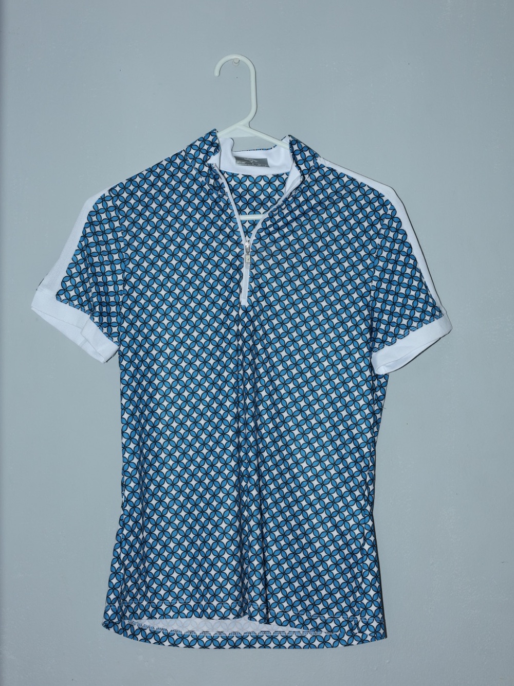Callaway Blue Geometric Short-Sleeve Polo with White Trim